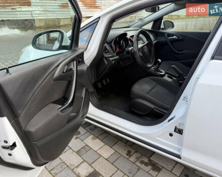 Белый Опель Астра, объемом двигателя 1.4 л и пробегом 234 тыс. км за 4950 $, фото 9 на Automoto.ua