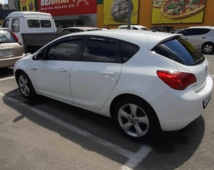 Опель Астра 2011 в Нежине на Automoto.ua Белый Опель Астра, объемом двигателя 1.6 л и пробегом 250 тыс. км за 5800 $, фото 8 на Automoto.ua