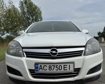 Белый Опель Астра, объемом двигателя 1.7 л и пробегом 204 тыс. км за 5800 $, фото 1 на Automoto.ua