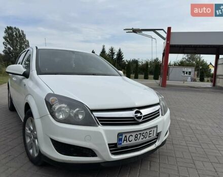 Белый Опель Астра, объемом двигателя 1.7 л и пробегом 204 тыс. км за 5800 $, фото 6 на Automoto.ua