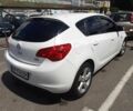 Опель Астра 2011 в Нежине на Automoto.ua Белый Опель Астра, объемом двигателя 1.6 л и пробегом 250 тыс. км за 5800 $, фото 11 на Automoto.ua