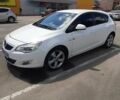 Опель Астра 2011 в Нежине на Automoto.ua Белый Опель Астра, объемом двигателя 1.6 л и пробегом 250 тыс. км за 5800 $, фото 7 на Automoto.ua