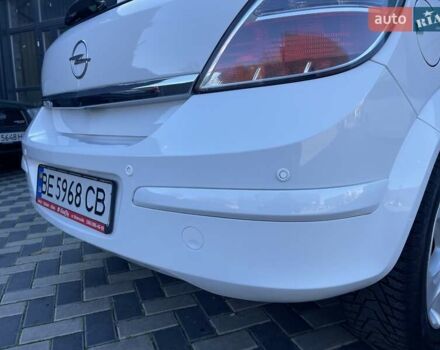 Белый Опель Астра, объемом двигателя 1.6 л и пробегом 182 тыс. км за 6400 $, фото 24 на Automoto.ua