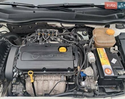 Білий Опель Астра, об'ємом двигуна 1.6 л та пробігом 184 тис. км за 6999 $, фото 9 на Automoto.ua