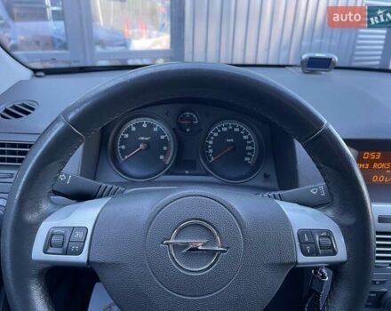 Белый Опель Астра, объемом двигателя 1.6 л и пробегом 182 тыс. км за 6400 $, фото 14 на Automoto.ua