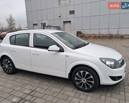 Білий Опель Астра, об'ємом двигуна 1.6 л та пробігом 184 тис. км за 6999 $, фото 2 на Automoto.ua