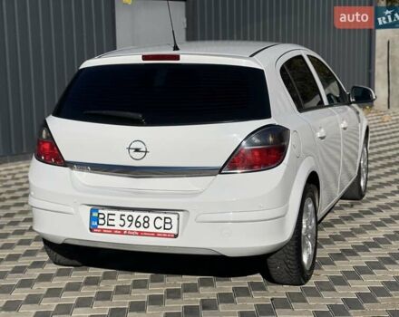 Белый Опель Астра, объемом двигателя 1.6 л и пробегом 182 тыс. км за 6400 $, фото 9 на Automoto.ua