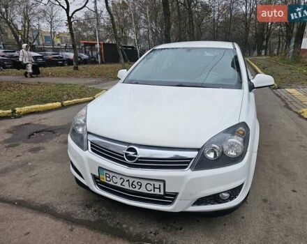 Белый Опель Астра, объемом двигателя 1.6 л и пробегом 242 тыс. км за 3750 $, фото 12 на Automoto.ua