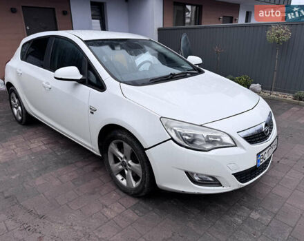 Білий Опель Астра, об'ємом двигуна 1.96 л та пробігом 310 тис. км за 7000 $, фото 1 на Automoto.ua