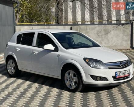 Белый Опель Астра, объемом двигателя 1.6 л и пробегом 182 тыс. км за 6400 $, фото 4 на Automoto.ua