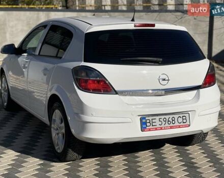 Белый Опель Астра, объемом двигателя 1.6 л и пробегом 182 тыс. км за 6400 $, фото 6 на Automoto.ua