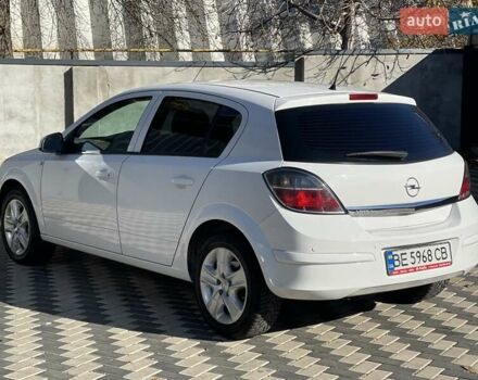 Белый Опель Астра, объемом двигателя 1.6 л и пробегом 182 тыс. км за 6400 $, фото 5 на Automoto.ua