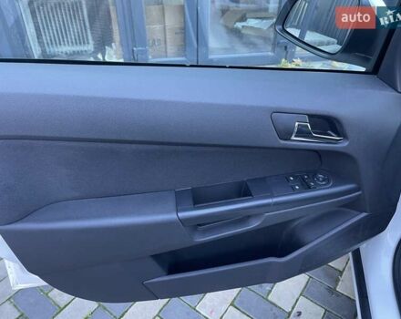 Белый Опель Астра, объемом двигателя 1.6 л и пробегом 182 тыс. км за 6400 $, фото 18 на Automoto.ua