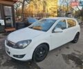 Белый Опель Астра, объемом двигателя 1.6 л и пробегом 240 тыс. км за 3900 $, фото 2 на Automoto.ua