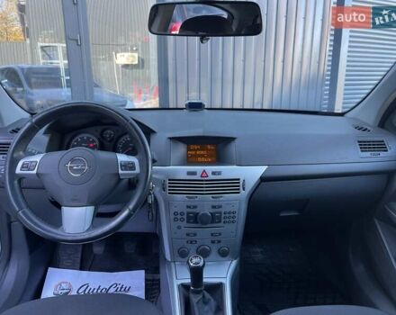 Белый Опель Астра, объемом двигателя 1.6 л и пробегом 182 тыс. км за 6400 $, фото 20 на Automoto.ua