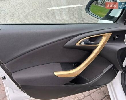 Белый Опель Астра, объемом двигателя 0 л и пробегом 170 тыс. км за 6999 $, фото 3 на Automoto.ua