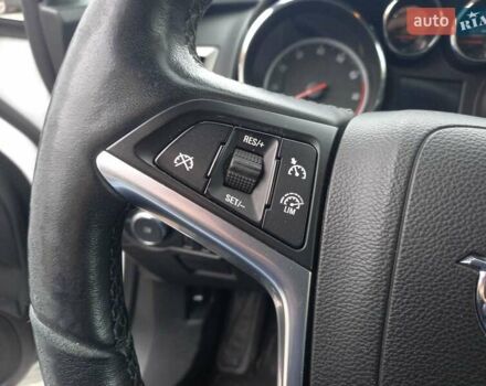 Опель Астра 2013 в Черкассах на Automoto.ua Белый Опель Астра, объемом двигателя 1.4 л и пробегом 171 тыс. км за 7300 $, фото 17 на Automoto.ua