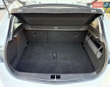 Белый Опель Астра, объемом двигателя 1.7 л и пробегом 219 тыс. км за 8200 $, фото 56 на Automoto.ua