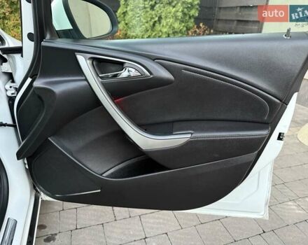 Белый Опель Астра, объемом двигателя 1.7 л и пробегом 219 тыс. км за 8200 $, фото 60 на Automoto.ua