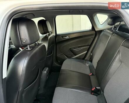 Белый Опель Астра, объемом двигателя 1.7 л и пробегом 219 тыс. км за 8200 $, фото 51 на Automoto.ua