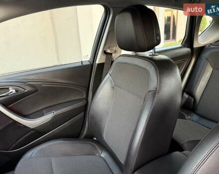 Белый Опель Астра, объемом двигателя 1.7 л и пробегом 219 тыс. км за 8200 $, фото 43 на Automoto.ua