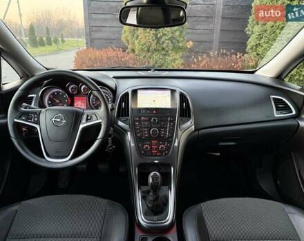 Белый Опель Астра, объемом двигателя 1.7 л и пробегом 219 тыс. км за 8200 $, фото 38 на Automoto.ua