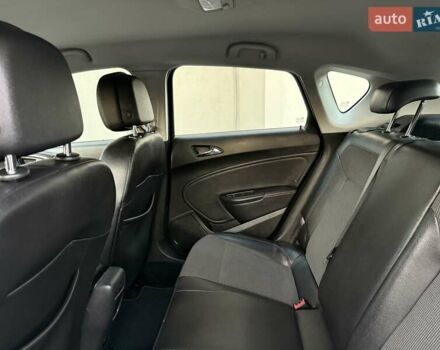 Белый Опель Астра, объемом двигателя 1.7 л и пробегом 219 тыс. км за 8200 $, фото 52 на Automoto.ua