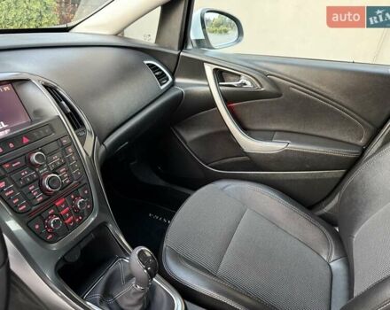 Белый Опель Астра, объемом двигателя 1.7 л и пробегом 219 тыс. км за 8200 $, фото 41 на Automoto.ua