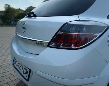 Белый Опель Астра, объемом двигателя 1.4 л и пробегом 197 тыс. км за 4300 $, фото 5 на Automoto.ua