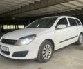 Белый Опель Астра, объемом двигателя 1.7 л и пробегом 330 тыс. км за 3850 $, фото 1 на Automoto.ua