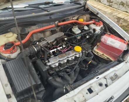 Белый Опель Астра, объемом двигателя 1.4 л и пробегом 250 тыс. км за 1400 $, фото 6 на Automoto.ua