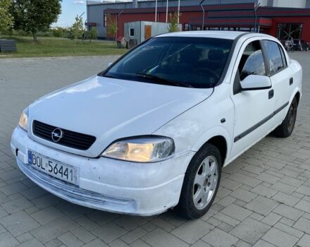 Білий Опель Астра, об'ємом двигуна 1.8 л та пробігом 300 тис. км за 1200 $, фото 6 на Automoto.ua