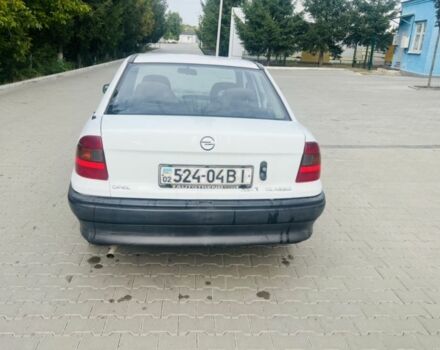 Белый Опель Астра, объемом двигателя 0 л и пробегом 135 тыс. км за 1750 $, фото 5 на Automoto.ua