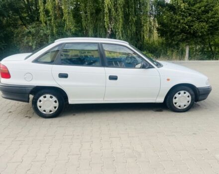 Белый Опель Астра, объемом двигателя 0 л и пробегом 135 тыс. км за 1750 $, фото 7 на Automoto.ua