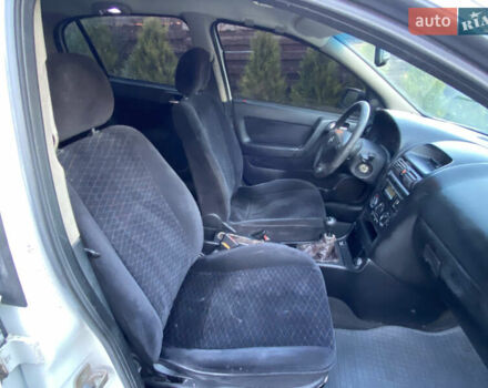 Опель Астра 2000 у Збараже на Automoto.ua Білий Опель Астра, об'ємом двигуна 1.39 л та пробігом 300 тис. км за 2100 $, фото 32 на Automoto.ua