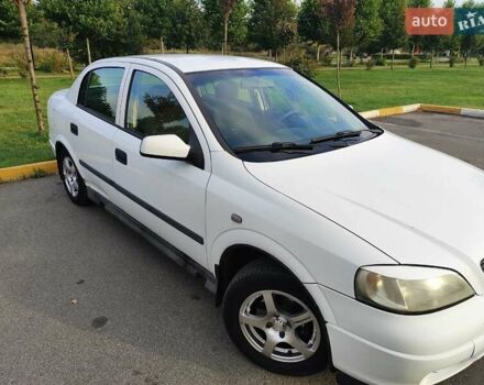 Білий Опель Астра, об'ємом двигуна 1.6 л та пробігом 260 тис. км за 3300 $, фото 3 на Automoto.ua