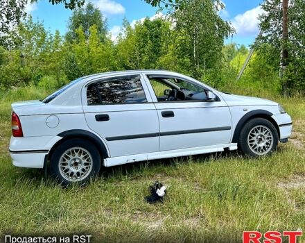 Белый Опель Астра, объемом двигателя 1.6 л и пробегом 386 тыс. км за 3100 $, фото 1 на Automoto.ua