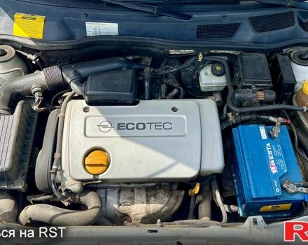 Белый Опель Астра, объемом двигателя 1.6 л и пробегом 386 тыс. км за 3100 $, фото 5 на Automoto.ua