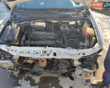 Белый Опель Астра, объемом двигателя 1.6 л и пробегом 205 тыс. км за 1100 $, фото 4 на Automoto.ua