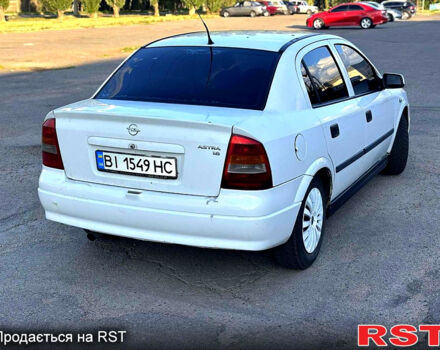 Белый Опель Астра, объемом двигателя 1.6 л и пробегом 250 тыс. км за 2500 $, фото 1 на Automoto.ua