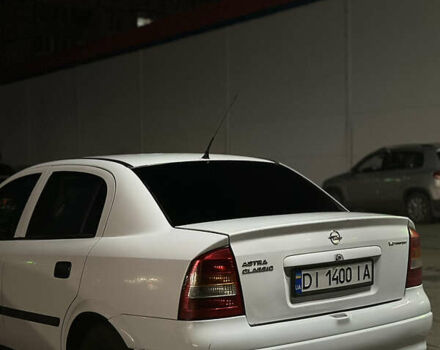 Белый Опель Астра, объемом двигателя 1.39 л и пробегом 340 тыс. км за 3650 $, фото 3 на Automoto.ua