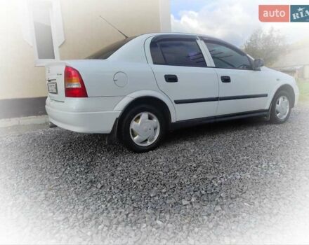 Білий Опель Астра, об'ємом двигуна 1.4 л та пробігом 216 тис. км за 3650 $, фото 5 на Automoto.ua