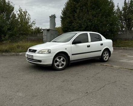 Белый Опель Астра, объемом двигателя 1.4 л и пробегом 205 тыс. км за 4300 $, фото 3 на Automoto.ua