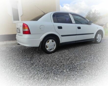 Белый Опель Астра, объемом двигателя 1.4 л и пробегом 216 тыс. км за 3650 $, фото 3 на Automoto.ua