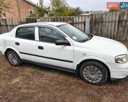 Белый Опель Астра, объемом двигателя 1.4 л и пробегом 248 тыс. км за 5000 $, фото 5 на Automoto.ua