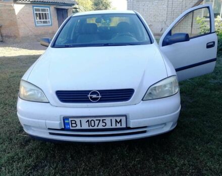 Белый Опель Астра, объемом двигателя 1.4 л и пробегом 370 тыс. км за 3484 $, фото 1 на Automoto.ua