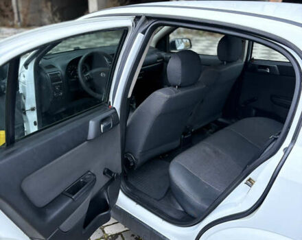 Белый Опель Астра, объемом двигателя 1.6 л и пробегом 280 тыс. км за 2999 $, фото 9 на Automoto.ua