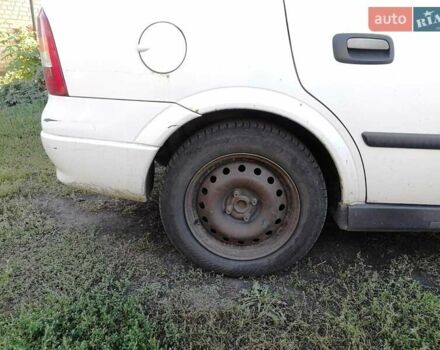 Білий Опель Астра, об'ємом двигуна 1.4 л та пробігом 368 тис. км за 3487 $, фото 5 на Automoto.ua