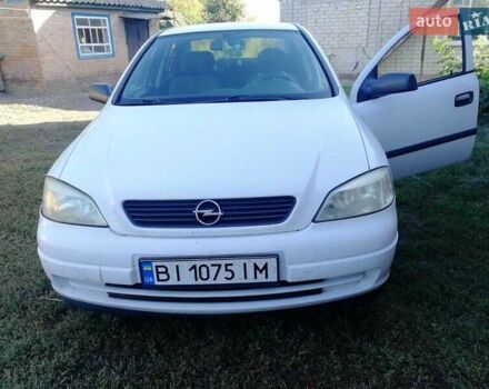 Білий Опель Астра, об'ємом двигуна 1.4 л та пробігом 368 тис. км за 3487 $, фото 2 на Automoto.ua