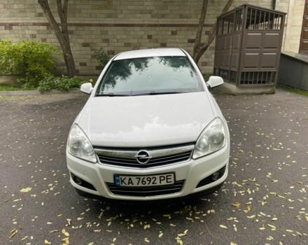 Белый Опель Астра, объемом двигателя 1.6 л и пробегом 218 тыс. км за 6450 $, фото 1 на Automoto.ua